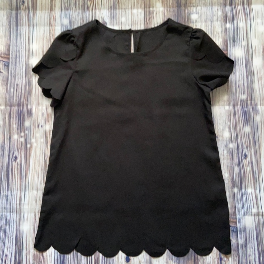 Nice black shirt/blouse